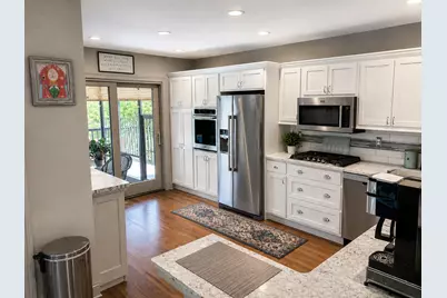 566 Lawndale Court, Holland, MI 49423 - Photo 11