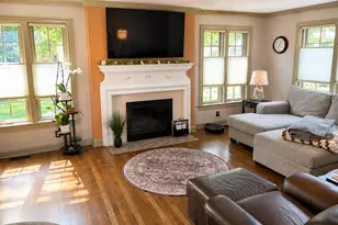 566 Lawndale Ct, Holland, MI 49423 - Photo 13