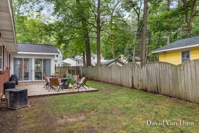 4930 Poinsettia Avenue SE, Kentwood, MI 49508 - Photo 41