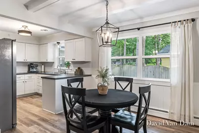 4930 Poinsettia Avenue SE, Kentwood, MI 49508 - Photo 9