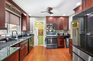 18861 Wood St, Melvindale, MI 48122 - Photo 9