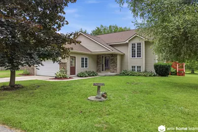 5303 Tiffany Avenue NE, Rockford, MI 49341 - Photo 1
