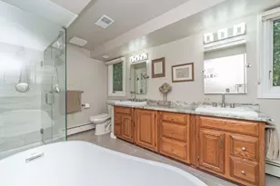 34150 Hunters Row, Farmington Hills, MI 48331 - Photo 53