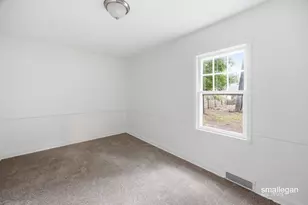 958 Ada Ave, Muskegon, MI 49442 - Photo 3