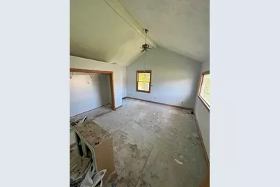 327 N Robinson Street, Schoolcraft, MI 49087 - Photo 17