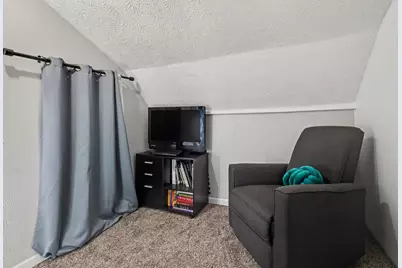 125 Maplelawn Street SE, Kentwood, MI 49548 - Photo 17