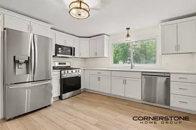 74 N Park Street NE, Cedar Springs, MI 49319 - Photo 5