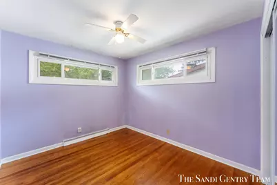 1015 Taylor Avenue, Grand Haven, MI 49417 - Photo 15
