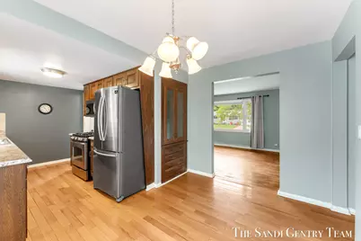 1015 Taylor Avenue, Grand Haven, MI 49417 - Photo 11