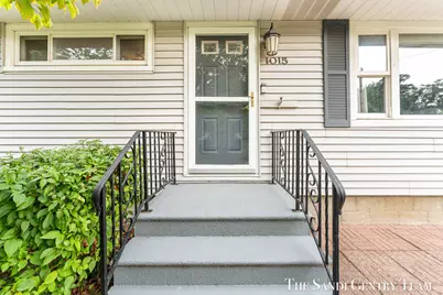 1015 Taylor Avenue, Grand Haven, MI 49417 - Photo 5