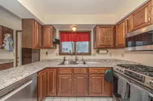 12575 Greentree Trail, South Lyon, MI 48178 - Photo 27