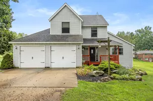 10881 Hoffman Rd, Three Rivers, MI 49093 - Photo 1