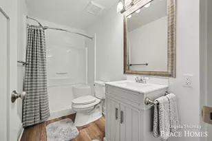 2637 Stockwood Dr NE, Grand Rapids, MI 49505 - Photo 19