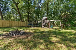 678 Butternut Dr, Holland, MI 49424 - Photo 3