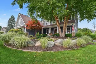 1254 Stoneshire Dr SE, Grand Rapids, MI 49546 - Photo 5