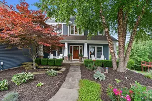 1254 Stoneshire Dr SE, Grand Rapids, MI 49546 - Photo 3