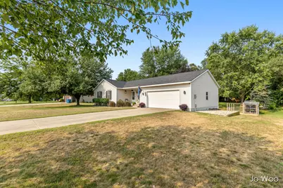 11395 Hunters Meadow Drive, Allendale, MI 49401 - Photo 3
