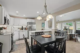 12233 S Crystal Waters Dr, Holland, MI 49424 - Photo 7