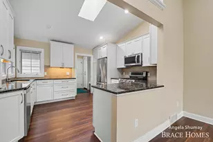 4942 N Quail Crest Dr SE, Grand Rapids, MI 49546 - Photo 13