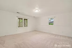4942 N Quail Crest Dr SE, Grand Rapids, MI 49546 - Photo 25