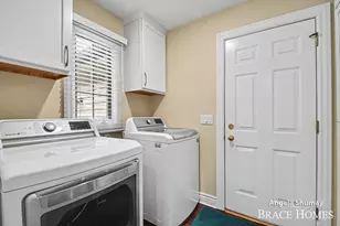 4942 N Quail Crest Dr SE, Grand Rapids, MI 49546 - Photo 15