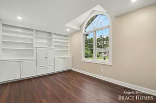 4942 N Quail Crest Dr SE, Grand Rapids, MI 49546 - Photo 5