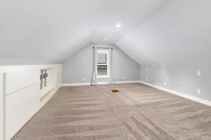 1257 Hillcrest Ave NW, Grand Rapids, MI 49504 - Photo 15