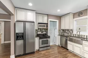 1257 Hillcrest Ave NW, Grand Rapids, MI 49504 - Photo 9