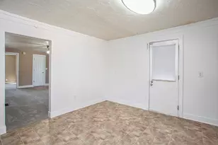 1448 Broadway Ave NW, Grand Rapids, MI 49504 - Photo 13