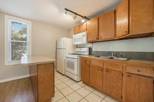 1448 Broadway Ave NW, Grand Rapids, MI 49504 - Photo 29