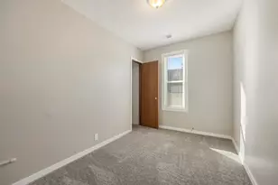1448 Broadway Ave NW, Grand Rapids, MI 49504 - Photo 27