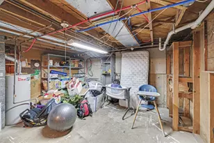 527 Fairfield Ave NW, Grand Rapids, MI 49504 - Photo 23