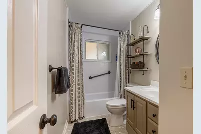 18233 Matthew Drive, Clinton Twp, MI 48035 - Photo 11