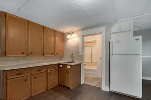 837 4th St NW, Grand Rapids, MI 49504 - Photo 29