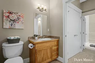 600 Broadway Ave NW, Grand Rapids, MI 49504 - Photo 41