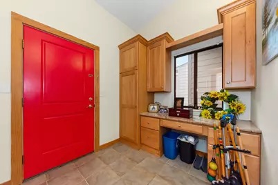 605 Watersedge Drive, Ann Arbor, MI 48105 - Photo 17