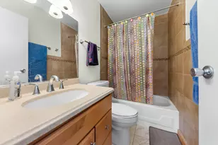 605 Watersedge Dr, Ann Arbor, MI 48105 - Photo 23