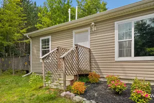 4959 W Jack Pine Dr, Grant, MI 49327 - Photo 9