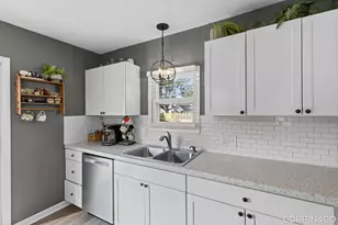 952 Park St SW, Grand Rapids, MI 49504 - Photo 9