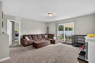 818 Strauss Ct, Greenville, MI 48838 - Photo 19