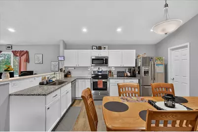 818 Strauss Court, Greenville, MI 48838 - Photo 17