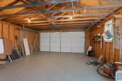 1118 Colfax Avenue, Benton Harbor, MI 49022 - Photo 37