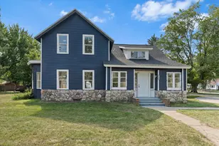 1118 Colfax Ave, Benton Harbor, MI 49022 - Photo 1