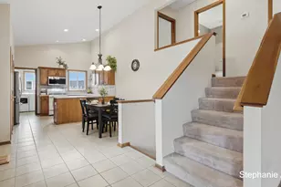 663 Ridgefield Dr, Coopersville, MI 49404 - Photo 7