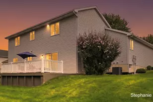 663 Ridgefield Dr, Coopersville, MI 49404 - Photo 37
