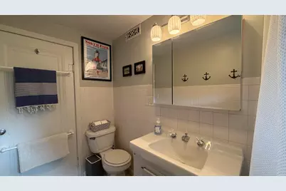 484 Upton Drive, Saint Joseph, MI 49085 - Photo 13