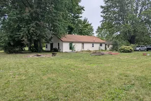 130 N 4th St, Pierson, MI 49339 - Photo 25