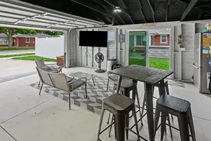 2995 Anna Ct, Trenton, MI 48183 - Photo 25