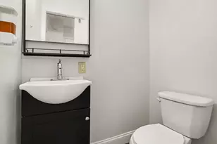 524 Charlotte Ave, Kalamazoo, MI 49048 - Photo 11