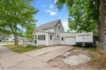 303 E Dayton Street, Fremont, MI 49412 - Photo 5